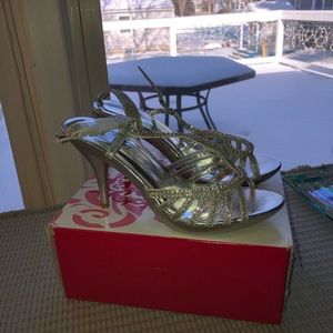 Wild Rose Dress Sandals